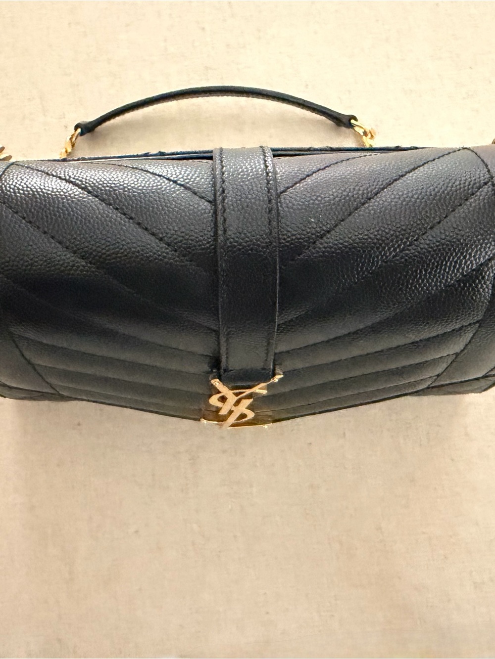 Saint Laurent Black Quilted Leather Shoulder Bag with Gold Hardware - Picture 5 of 16